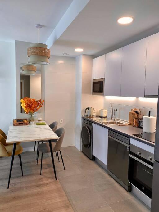 Nuevo Moderno Apartamento De Lujo Sevilla Eksteriør billede